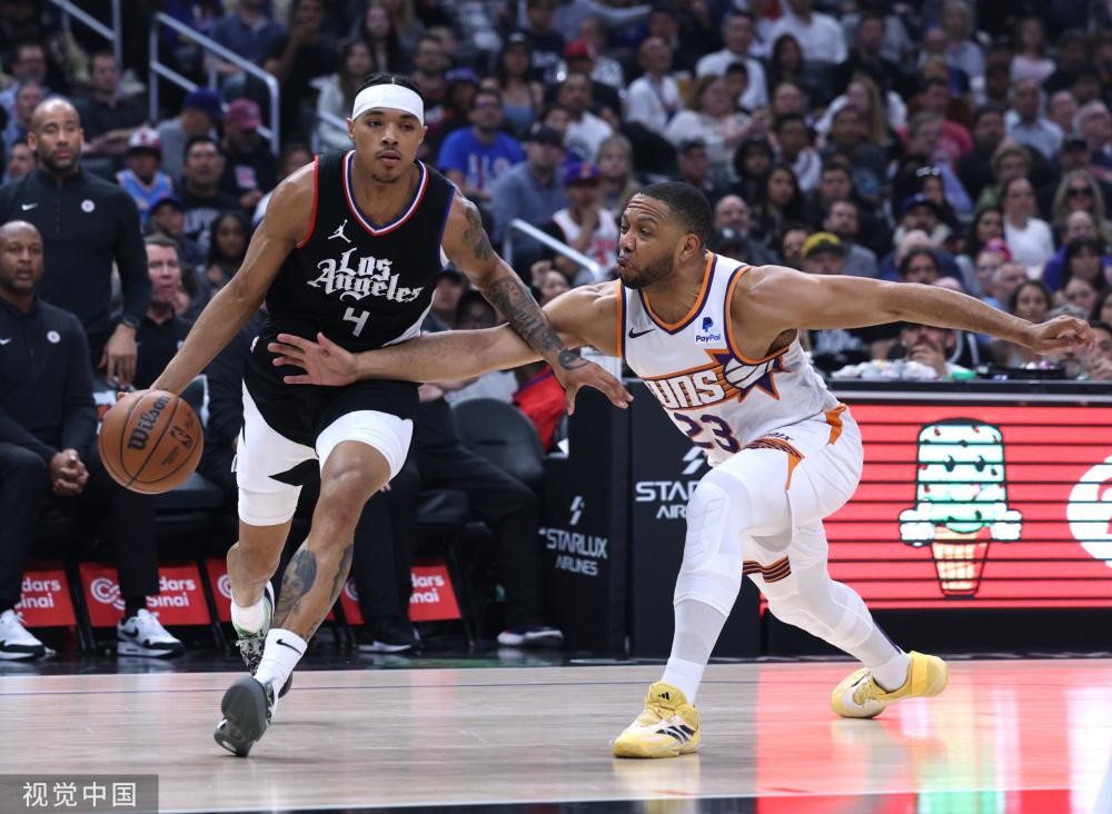 家队表现突 家队表现突